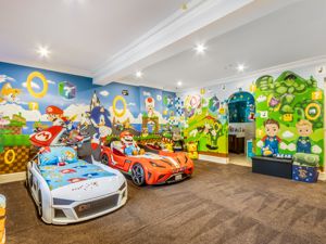 Photo 26- click for photo gallery